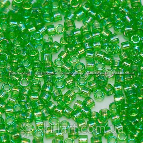 Бисер DB-1246 Miyuki Delica Beads 11/0 (прозрачный, салатовый)
